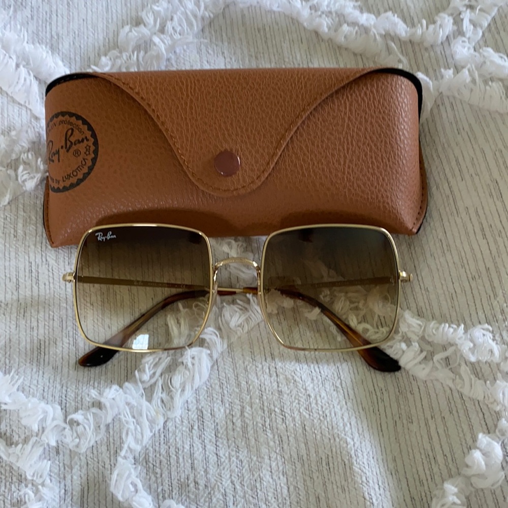 Women’s Square Sunglasses